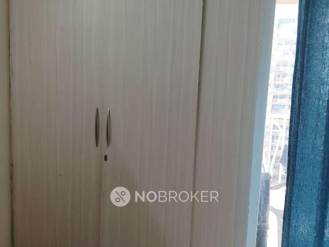 1 RK Flat In Gaur City 1, Noi for Rent In 7th Avenue