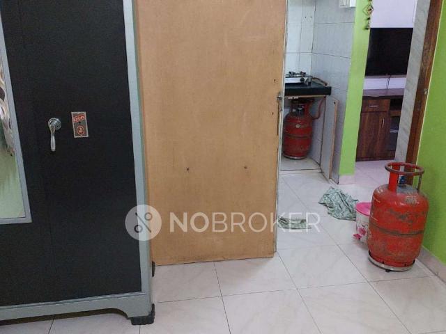 1 RK Flat In Kandarpada For Sale In Dahisar West