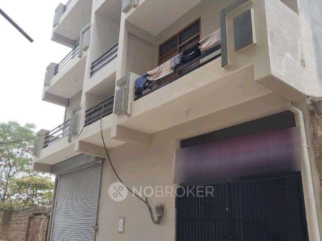 1 RK Flat In Kutumbh Apartment for Rent In Sector 73