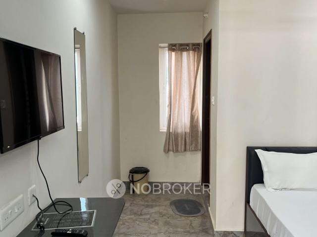 1 RK Flat In Ikon Tower, Kondapur for Rent In Kondapur