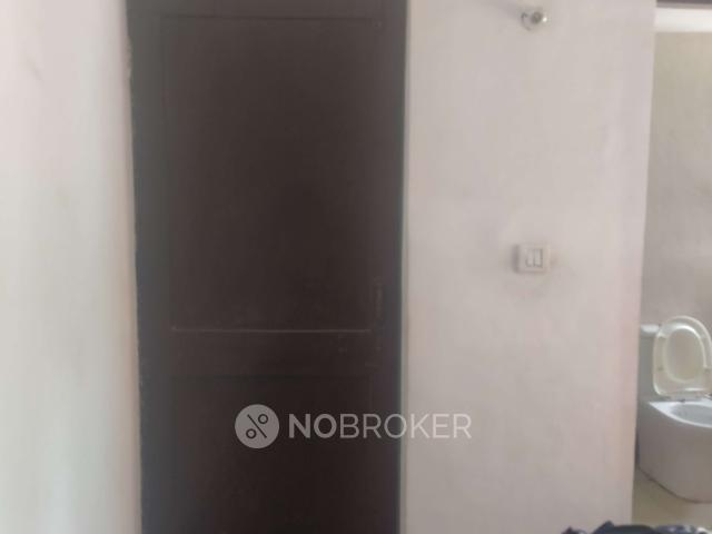 1 RK Flat In Jalvayu Vihar Sector 21 Noida for Rent In Sector 21