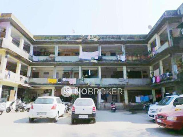 1 RK Flat In M. S. Building For Sale In Chembur East