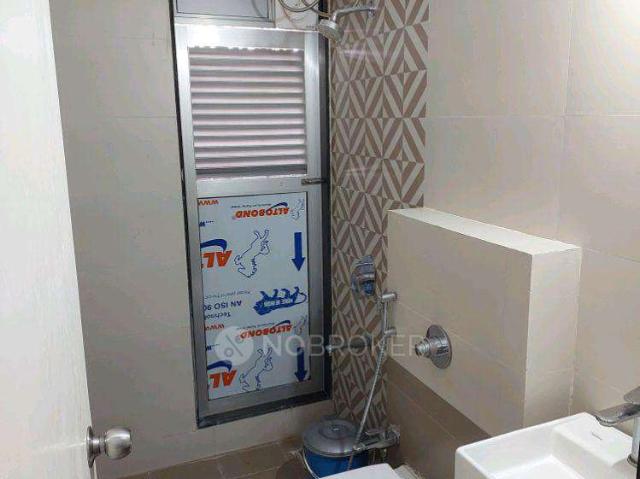 1 RK Flat In Mayfair The View For Sale In Vikhroli West