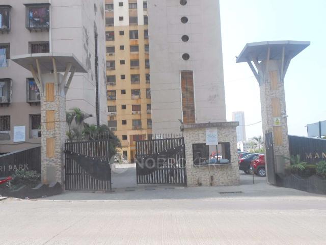 1 RK Flat In Mantri Park For Sale In Goregaon East