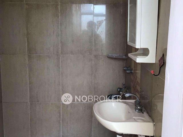 1 RK Flat In N. R.i. Complex Gk 4 For Sale In Greater Kailas
