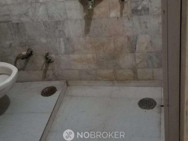 1 RK Flat In Nilgiri 3 Apartments for Rent In Sector 34