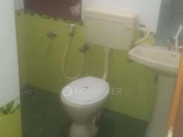 1 RK Flat In S And S, teachers Colony for Rent In Koramangala