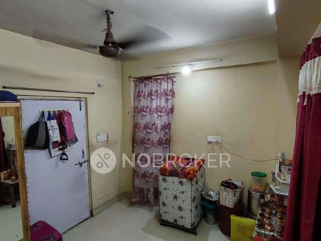 1 RK Flat In Sakharam Chawl For Sale In Borivali West