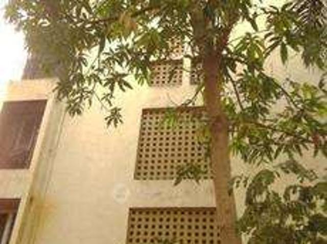 1 RK Flat In Saraf Choudhari Nagar Chs For Sale In Kandivali East