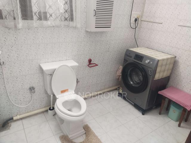 1 RK Flat In Sb for Rent In Indiranagar