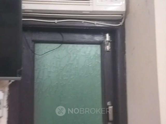 1 RK Flat In Sb for Rent In Patparganj