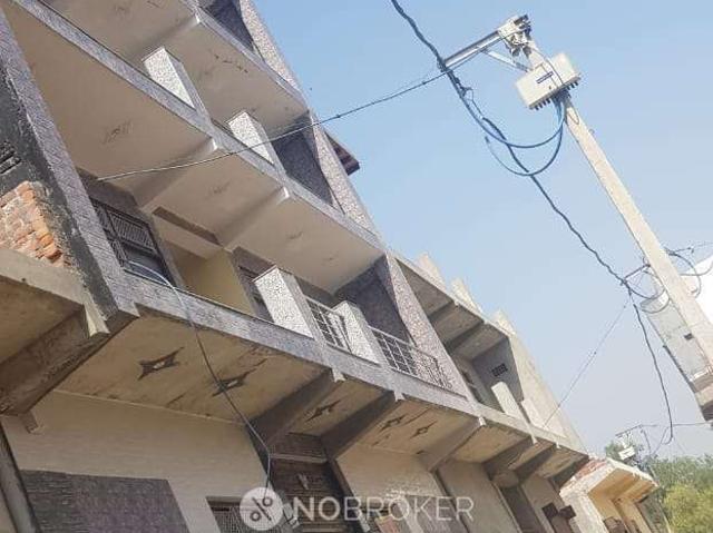 1 RK Flat In Stanadlone Building for Rent In Surajpur