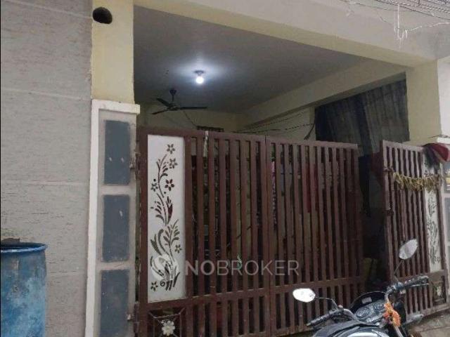 1 RK Flat In Stanadrdlone Building for Rent In Hitec City