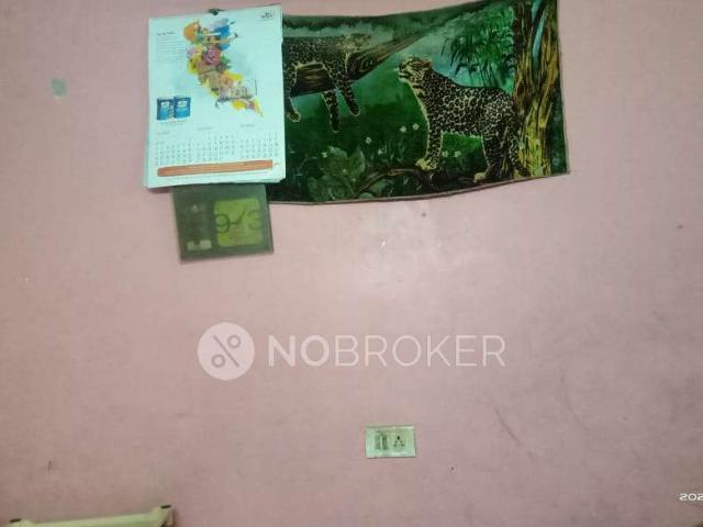 1 RK Flat In Standalone Building for Rent In Janak Puri