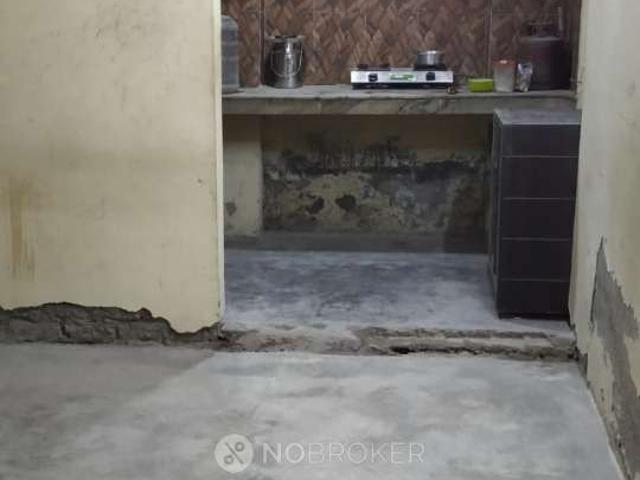 1 RK Flat In Standalone Building for Rent In Saket
