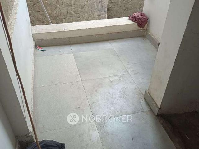 1 RK Flat In Standalone Building for Rent In Sector 102