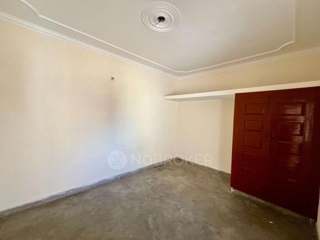 1 RK Flat In Standalone Building for Rent In Sector 19