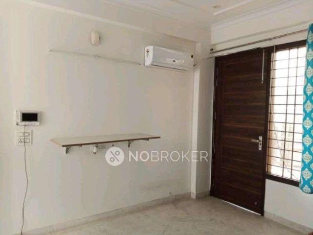 1 RK Flat In Standalone Building for Rent In Sector 45