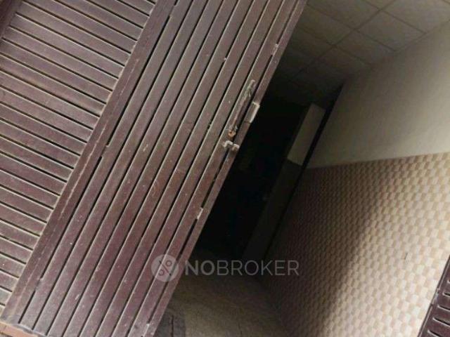 1 RK Flat In Standalone Building for Rent In Sector 62a