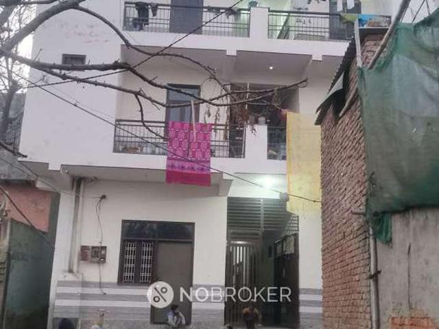 1 RK Flat In Standalone Building for Rent In Sector 71