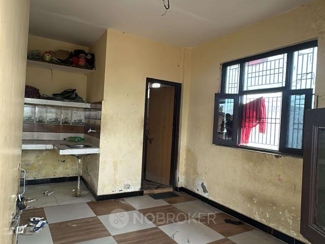 1 RK Flat In Standalone Building for Rent In Surajpur