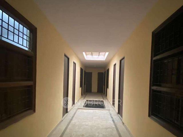 1 RK Flat In Standlone Building for Rent In Sector 49