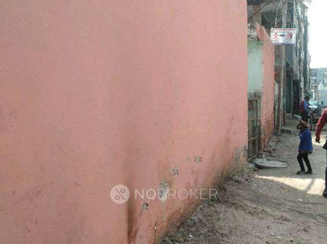 1 BHK Flat In Madhu Sadan for Rent In Rajput Colonyhanuman Vihar, Gali Number 1, Rajput Colony, Baraula, Sector 49, Noida, Uttar Pradesh 201304, India