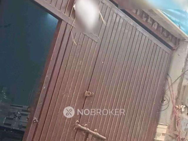 1 RK Flat In Standlone Building for Rent In Sector 63