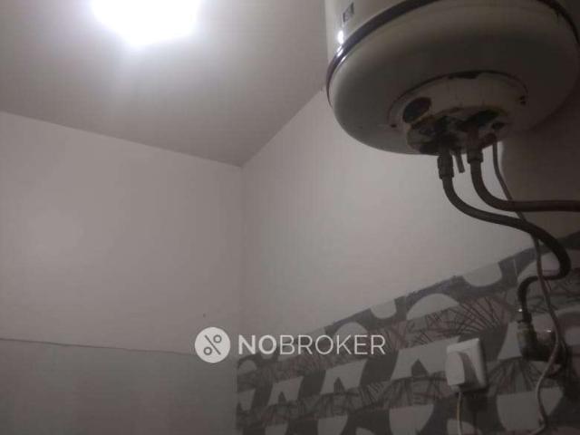 1 RK Flat In Suprabha And Sangeeta Residency for Rent In Hsr Layout Only Male Bachelors
