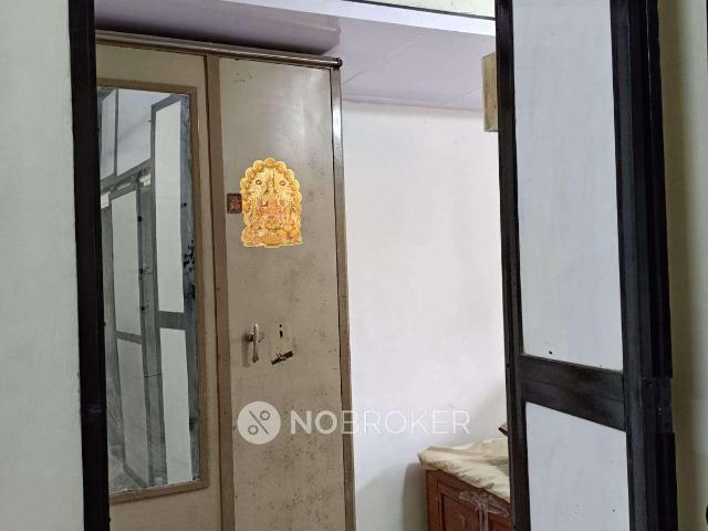 1 RK Flat In Prabhukrupa Darshan Chs, For Sale In Kandivali West