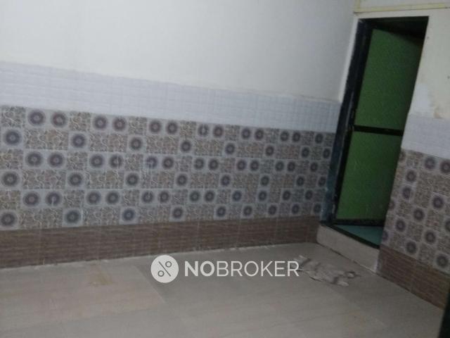 1 RK Flat In Prakash Jyot Apartment for Rent In Juinagar
