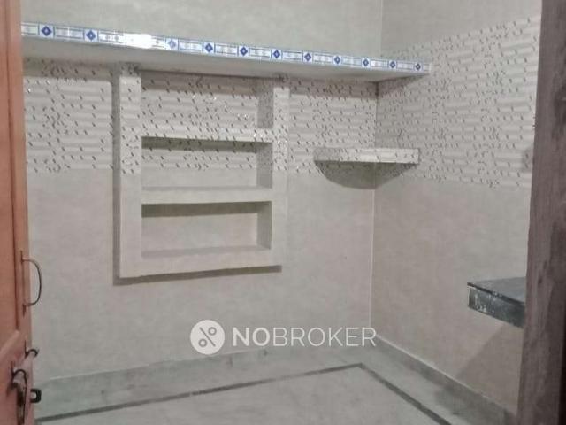 1 RK Flat In Royal Residency for Rent In Sector 45