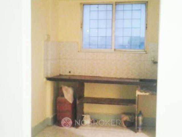 1 RK Flat In Rustomji Sra Chs for Rent In Andheri East