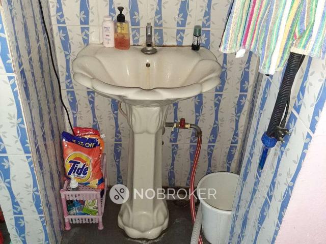 1 RK Flat In Waseem Cottage for Rent In Banjara Hills
