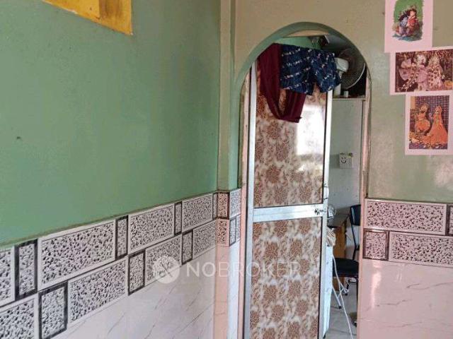 1 RK Flat In Treeza Apartment For Sale In 5rw9+vv4, Malad