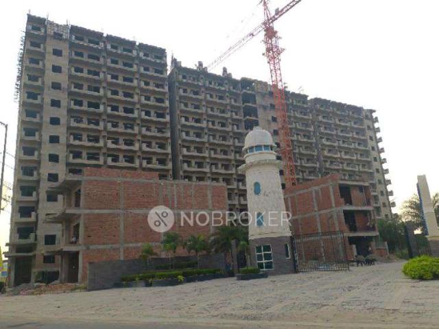 1 RK Flat In Yamuna City Gaur For Sale In Sector 19