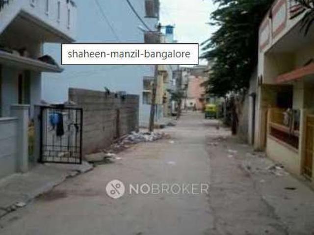 1 RK Flat In Yasmeen Manzil for Lease In Vagga Cottage, 28