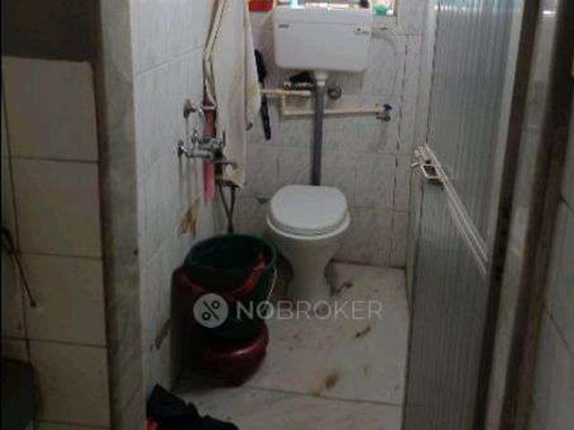 1 RK Flat In Zalawad Nagar Co Operative Society, Andheri West for Rent In Andheri West