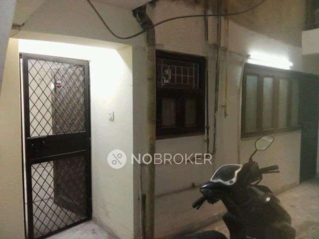 1 RK for Rent In Malviya Nagar