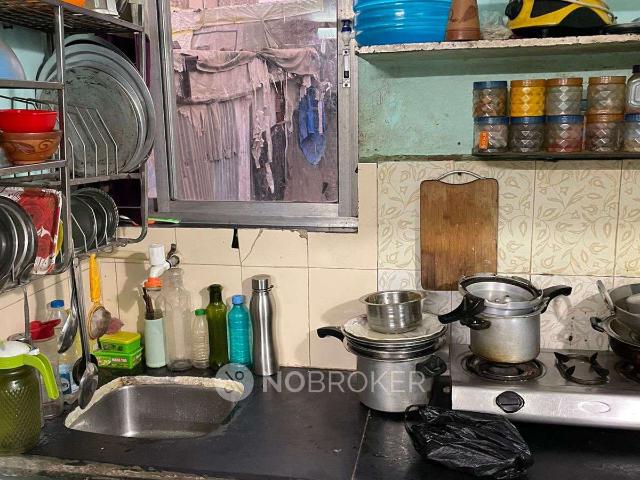 1 RK House for Lease In Kurla West