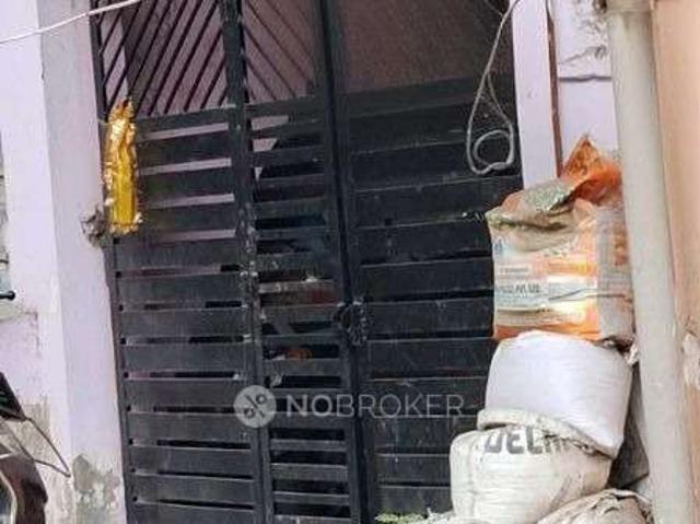 1 RK House for Rent In Mukherjee Nagar