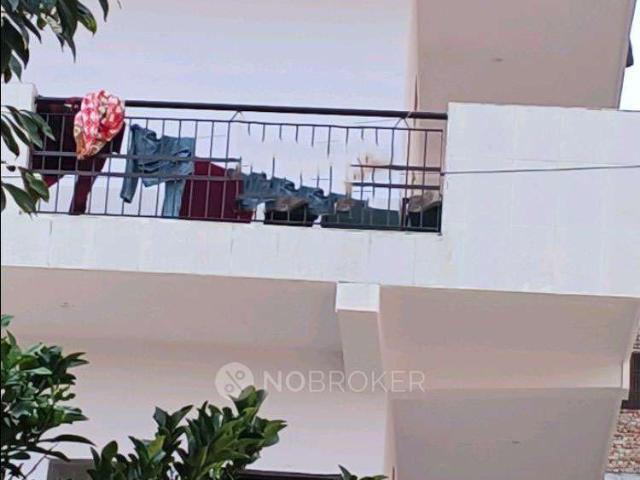 1 RK House for Rent In Mamura