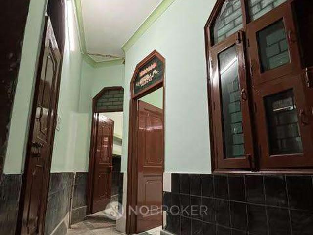 1 RK House for Rent In Okhla Industrial Estate