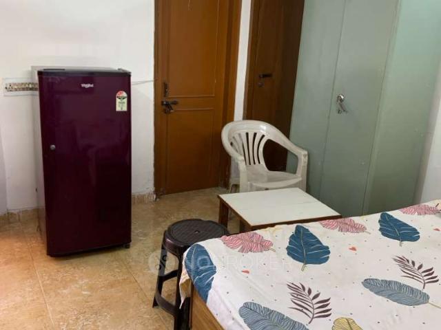 1 RK House for Rent In A block, Sector 31