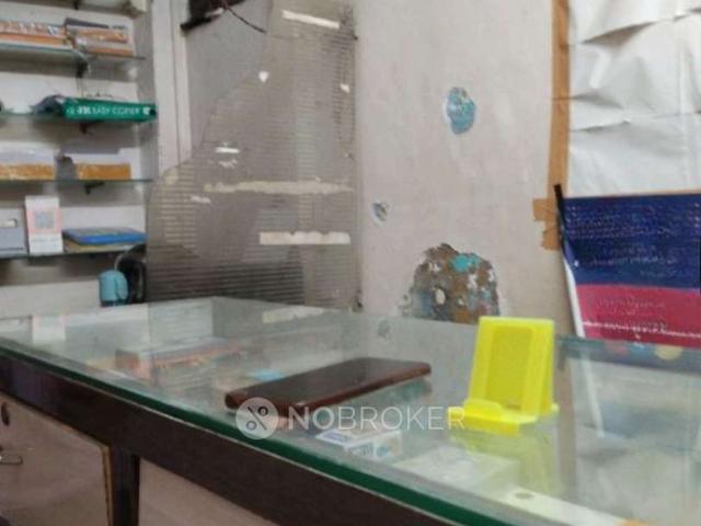 1 RK House for Rent In Andheri East