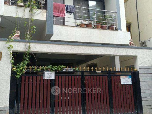 1 RK House for Rent In Btm Layout
