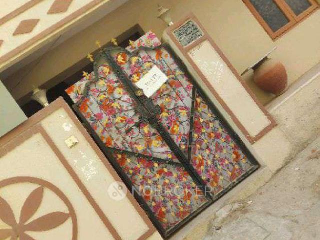 1 RK House for Rent In Banjara Hills