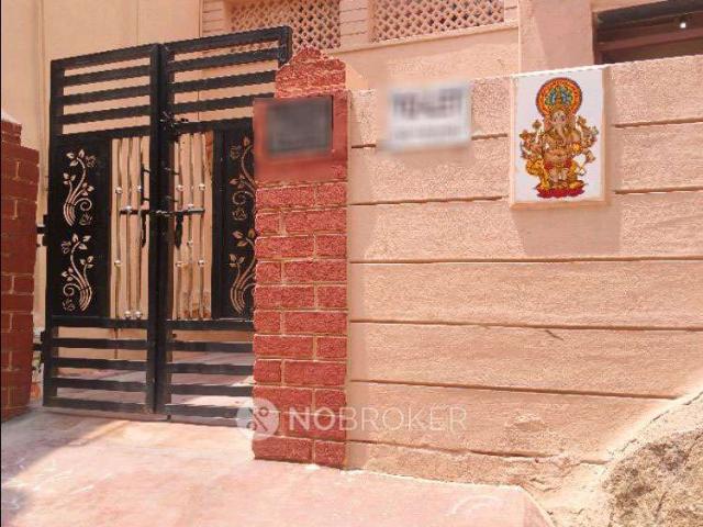 1 RK House for Rent In Banjara Hills