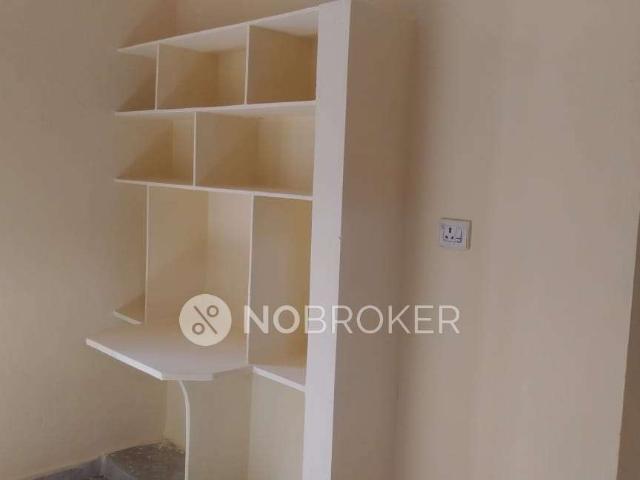 1 RK House for Rent In Banjara Hills Road No 1 Water Tank