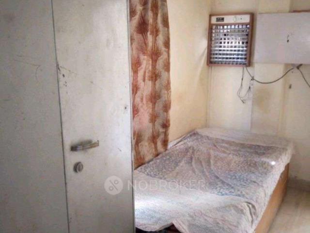 1 RK House for Rent In Block 4, Amar Colony, Lajpat Nagar